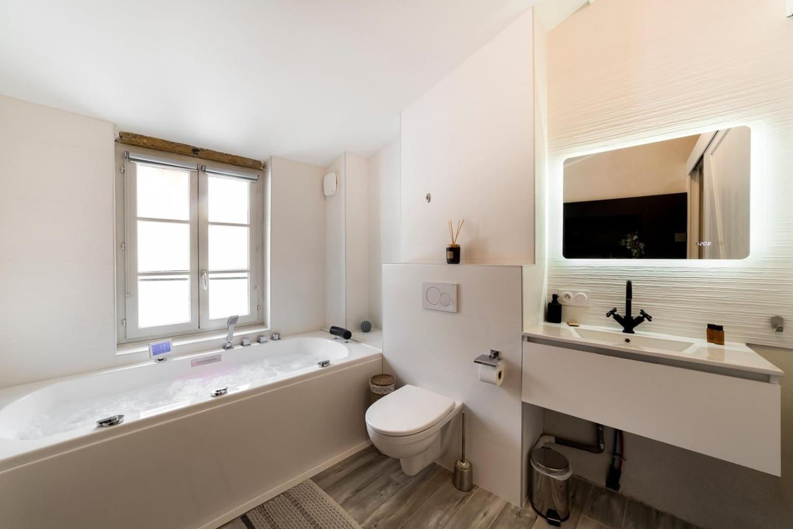 Sky'Room - Jacuzzi & Vue - Vieux Lyon Exterior photo
